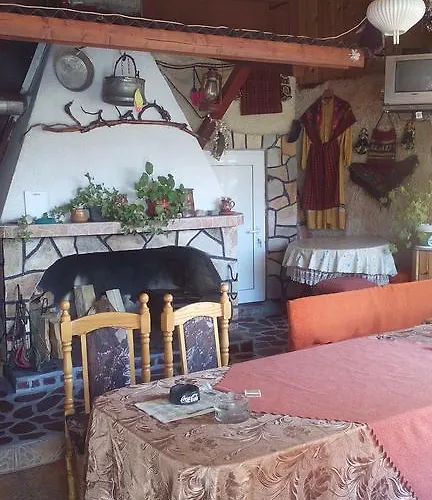 Gasthuis Edelvays House